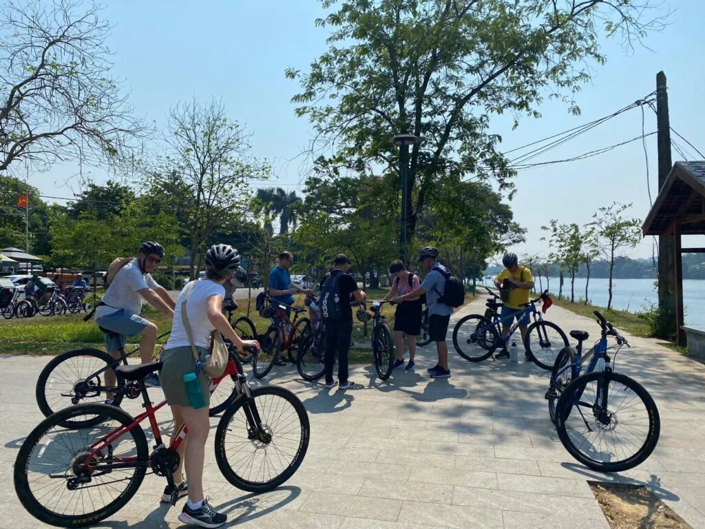 2-Day DMZ Heritage Cycling Tour: Hue to Quang Tri Adventure